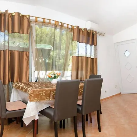 Apartamento Apartman Zvonko *